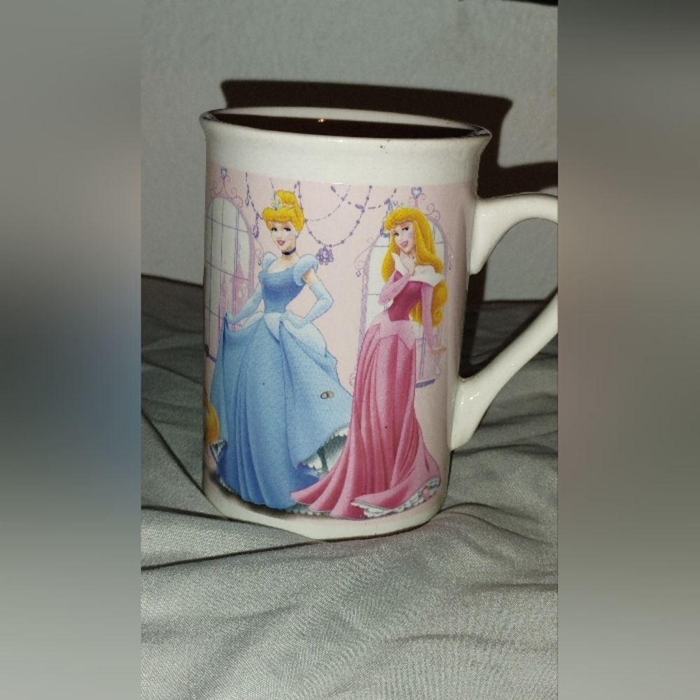 Disney Princess Mug Duo 2012 - Picture 2 of 8